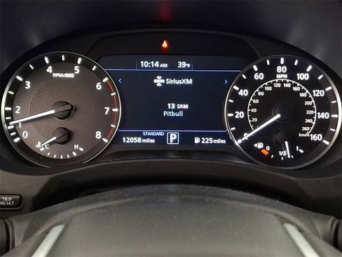 Certified 2025 INFINITI QX50 Luxe image 22