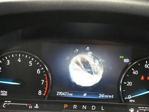 Used 2024 Ford Explorer Limited w/ Limited Technology Package AWD/4WD image 28