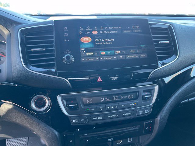 Used 2019 Honda Pilot Touring image 9