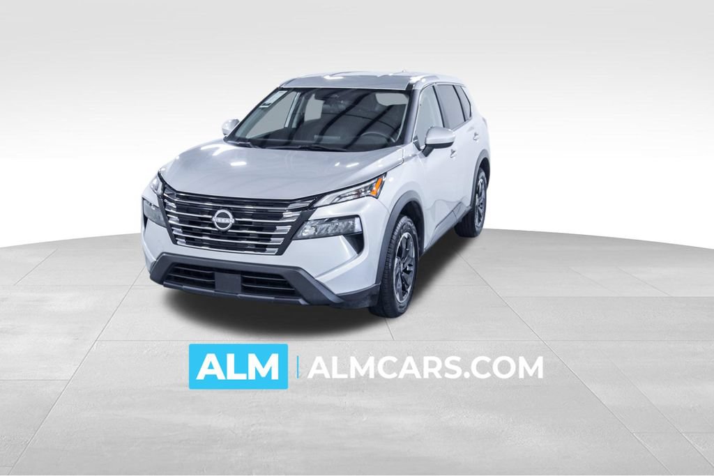 Used 2024 Nissan Rogue SV FWD image 1