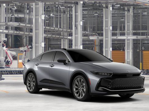 New 2026 Toyota Crown AWD/4WD image 15