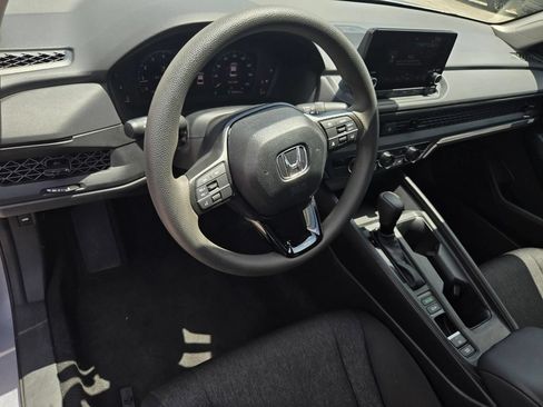 Used 2025 Honda Accord LX image 11