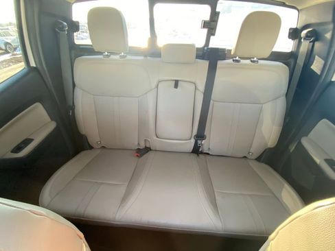 Used 2020 Ford Ranger Lariat w/ Equipment Group 501A Mid image 14