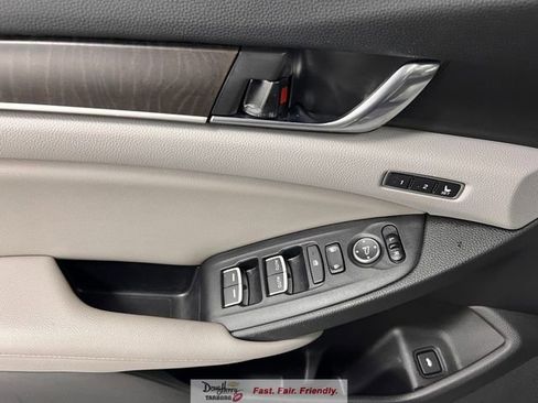 Used 2019 Honda Accord EX-L image 19