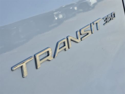 Used 2023 Ford Transit 350 XLT image 7