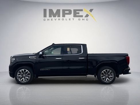 Used 2024 GMC Sierra 1500 Denali AWD/4WD image 2
