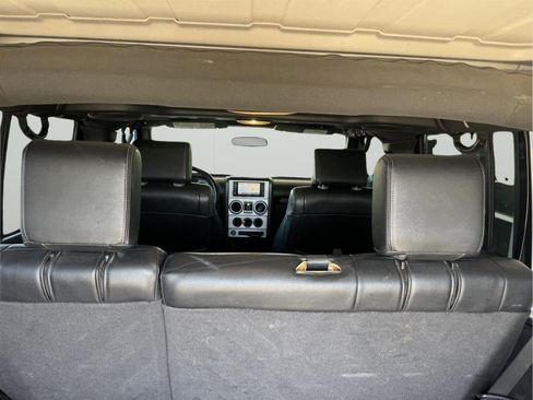 Used 2009 Jeep Wrangler Unlimited Sahara w/ Mopar Leather Group AWD/4WD image 7