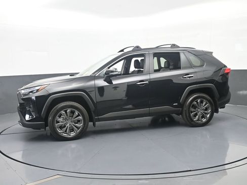 Used 2025 Toyota RAV4 Limited w/ Advanced Technology Package AWD/4WD image 2