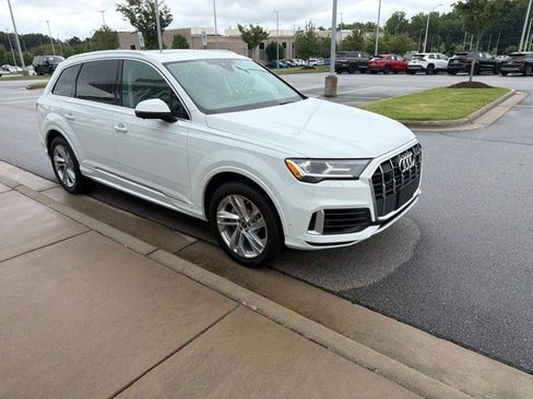 Used 2022 Audi Q7 3.0T Premium Plus w/ Premium Plus Package AWD/4WD image 21
