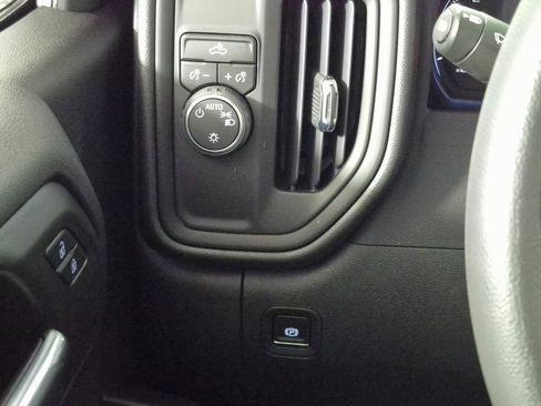 New 2026 Chevrolet Silverado 1500 W/T image 16