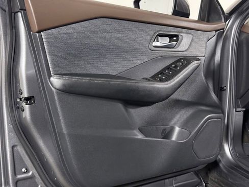 Certified 2023 Nissan Rogue SV AWD/4WD image 29
