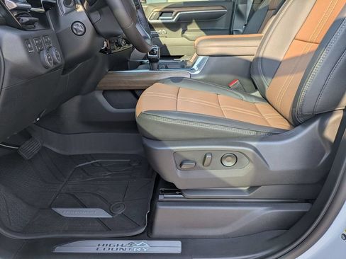 New 2026 Chevrolet Silverado 1500 High Country AWD/4WD image 12