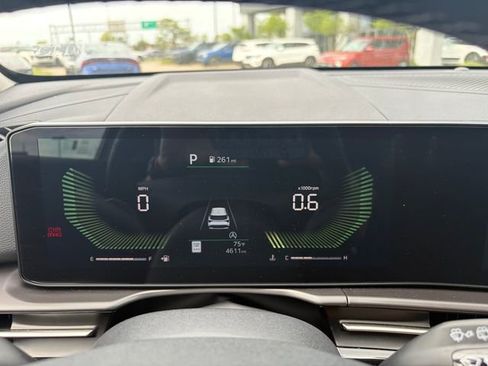 Certified 2026 Kia Sportage EX image 16