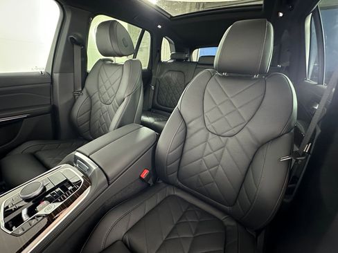 Used 2026 BMW X5 sDrive40i image 32