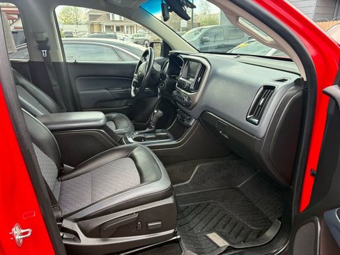 Used 2017 Chevrolet Colorado Z71 image 34