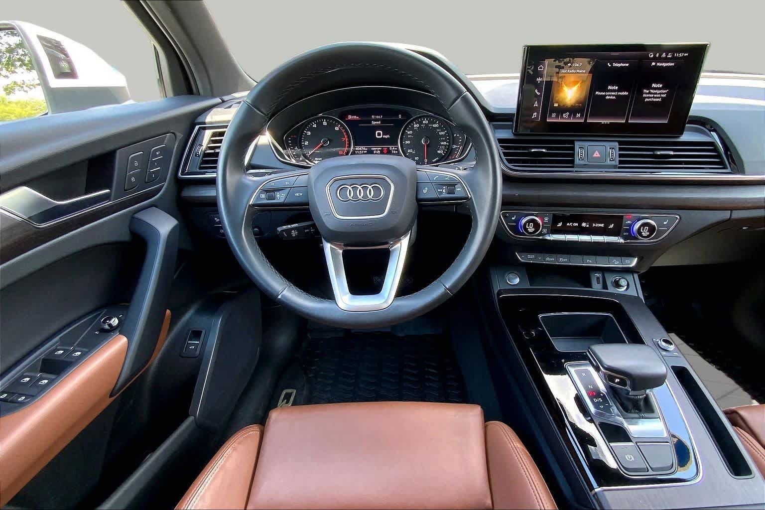 Used 2024 Audi Q5 2.0T Premium w/ Convenience Package AWD/4WD image 6