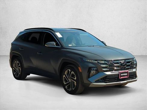 New 2025 Hyundai Tucson Limited FWD image 6
