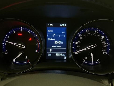 Used 2021 Toyota C-HR Nightshade image 13