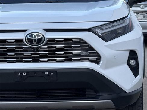 Used 2023 Toyota RAV4 Limited image 9