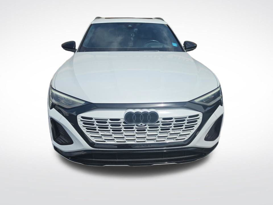 Used 2024 Audi Q8 e-tron Prestige AWD/4WD image 2