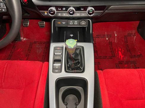Used 2024 Honda Civic Type R image 15