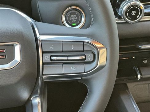 New 2026 GMC Canyon Elevation image 10