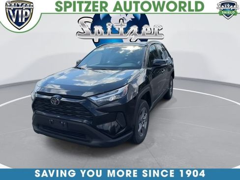 Used 2024 Toyota RAV4 XLE FWD image 4