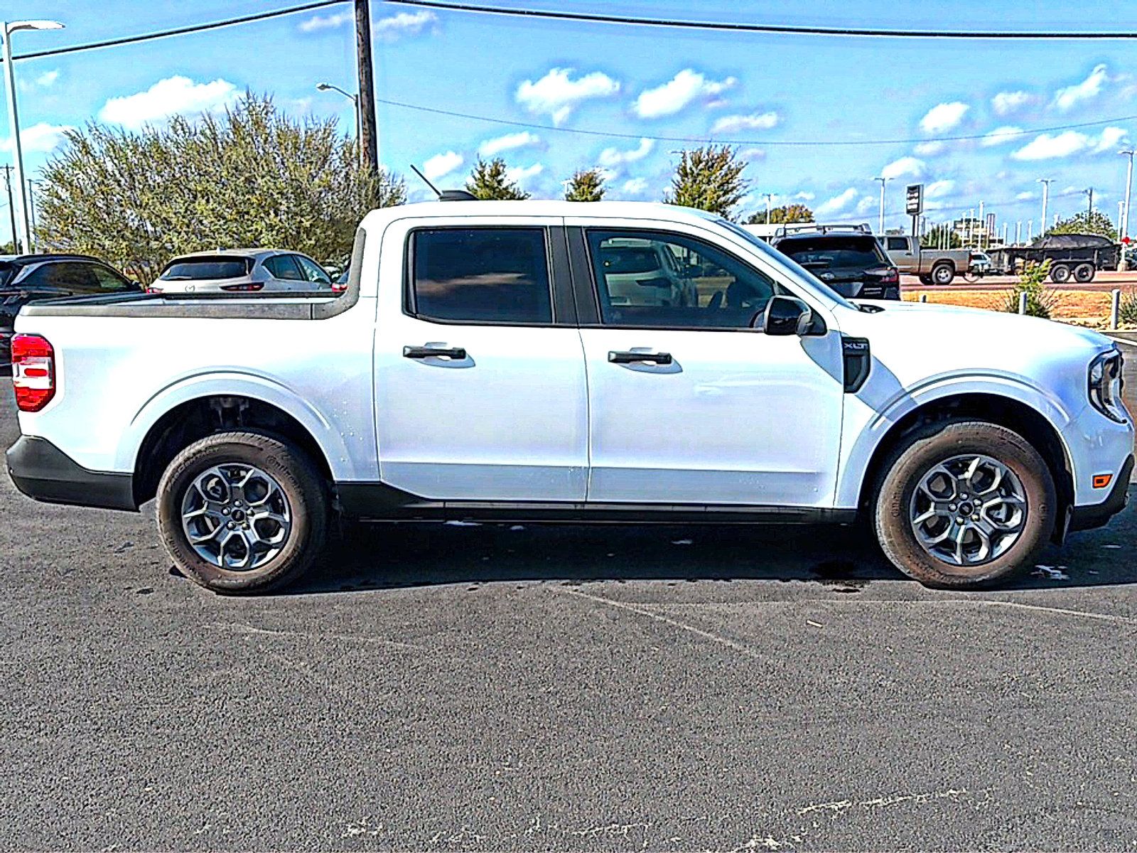 Used 2026 Ford Maverick XLT w/ XLT Luxury Package FWD image 5