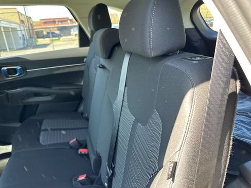 New 2026 Kia Sorento LX FWD image 16