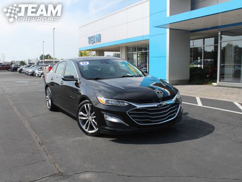 Certified 2022 Chevrolet Malibu Premier image 2