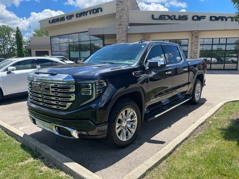 Used 2024 GMC Sierra 1500 Denali w/ Technology Package AWD/4WD image 2