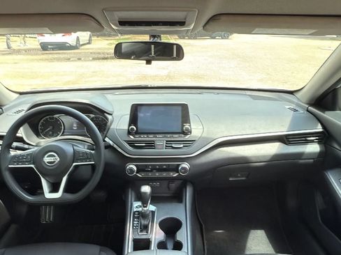 Used 2020 Nissan Altima 2.5 S FWD image 25
