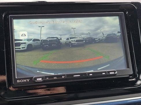 Used 2018 Volkswagen Beetle 2.0T S image 6