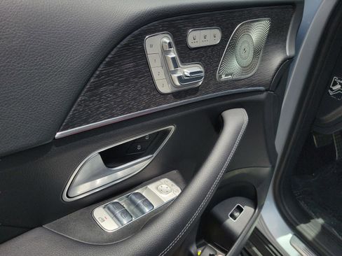 Certified 2026 Mercedes-Benz GLS 450 4MATIC image 17