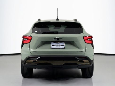 Used 2025 Chevrolet Trax ACTIV w/ Driver Confidence Package FWD image 4