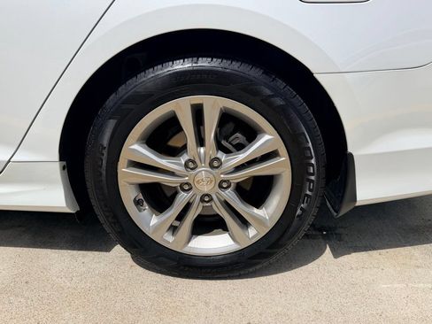 Used 2019 Hyundai Sonata Limited FWD image 8