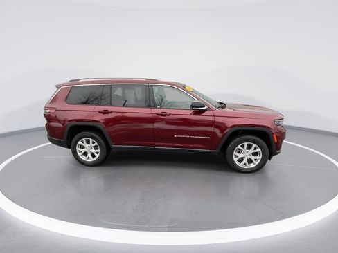 Used 2022 Jeep Grand Cherokee L Limited image 23