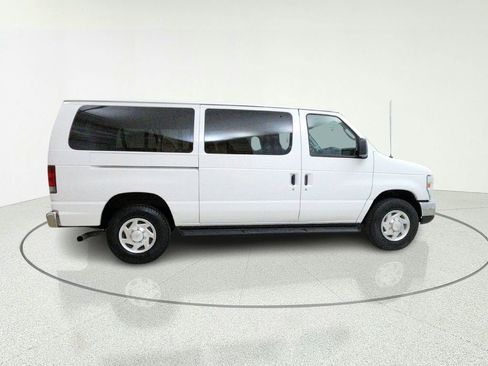 Used 2010 Ford E-350 and Econoline 350 XL RWD image 9