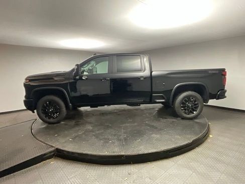 New 2026 Chevrolet Silverado 2500 LT w/ Trail Boss Package image 4