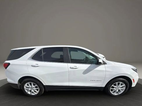 Used 2022 Chevrolet Equinox LT image 4