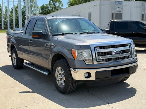 Used 2013 Ford F150 XLT w/ Luxury Equipment Group RWD image 4