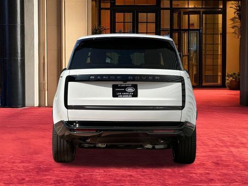 New 2026 Land Rover Range Rover SE image 11