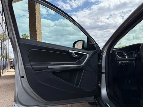 Used 2017 Volvo S60 T5 Dynamic w/ Vision Package image 36