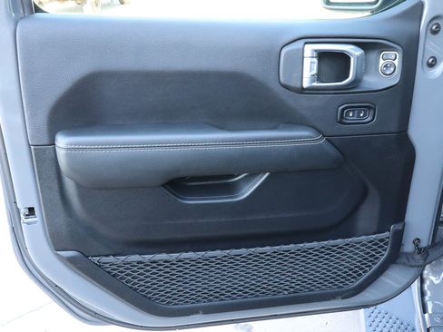 Used 2021 Jeep Wrangler Unlimited Sahara w/ Safety Group image 15