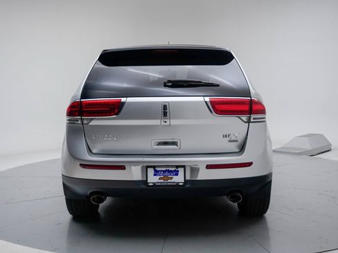 Used 2013 Lincoln MKX AWD image 5