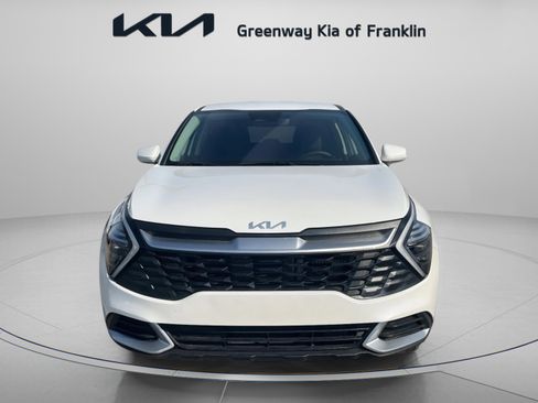 New 2025 Kia Sportage LX image 2