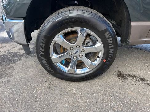 Used 2021 Ford F150 Lariat image 34