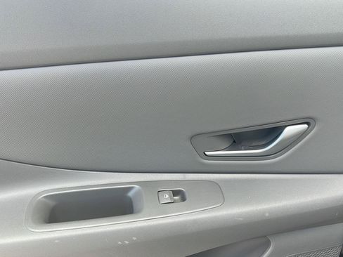 Certified 2023 Hyundai Elantra SEL w/ Convenience Package FWD image 18