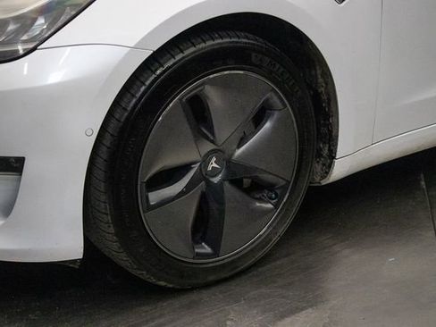 Used 2018 Tesla Model 3 Long Range image 7