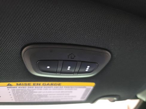 Used 2026 Chrysler Pacifica Limited AWD/4WD image 24